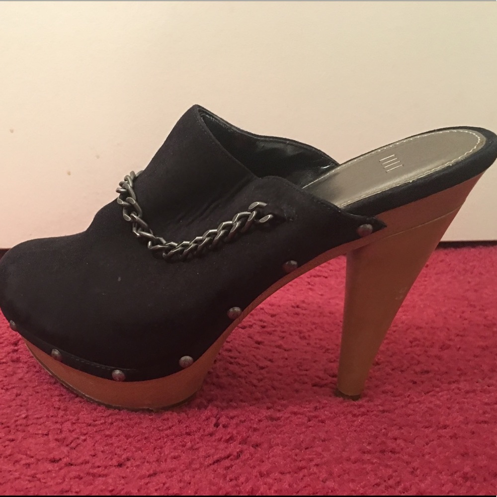 Elle Heels